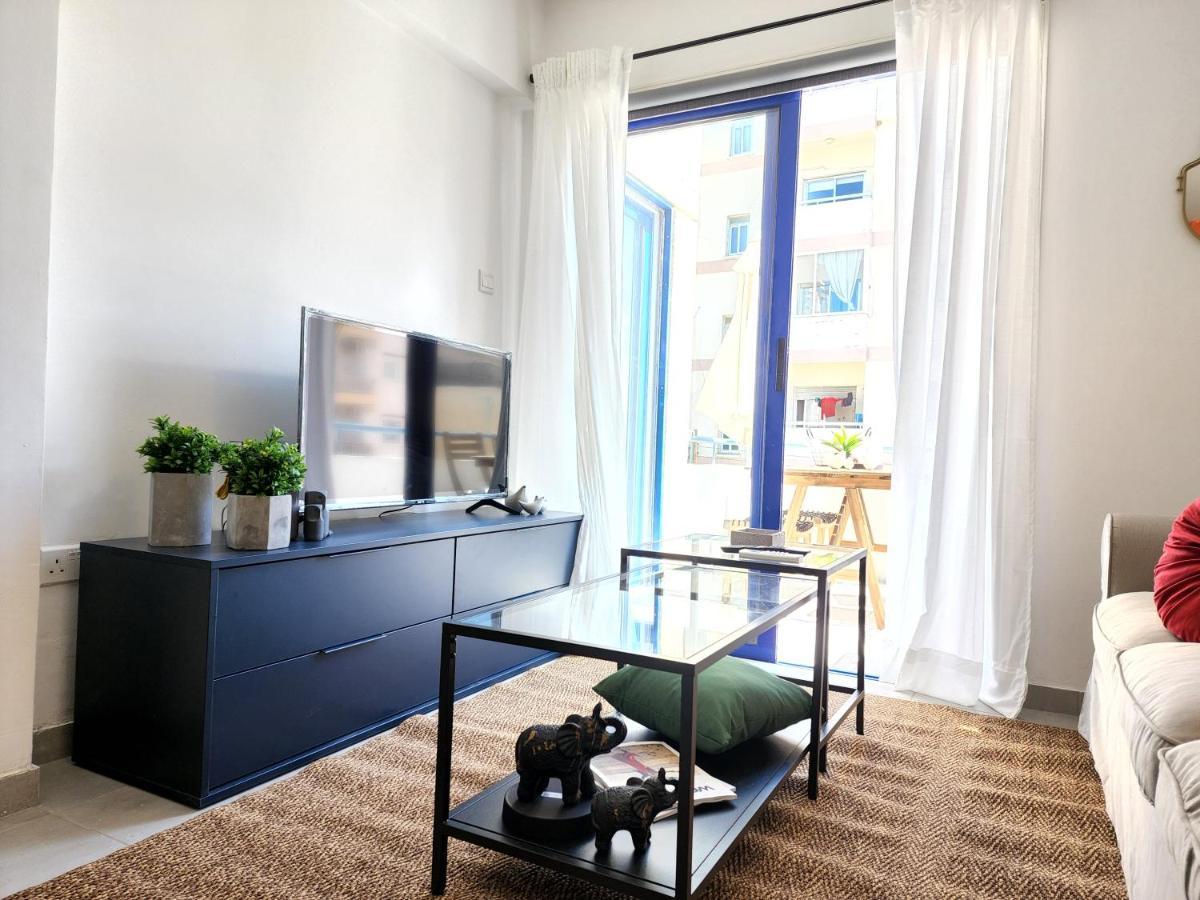 Frida'S Cozy Two Bedroom Apt ลาร์นาคา ภายนอก รูปภาพ