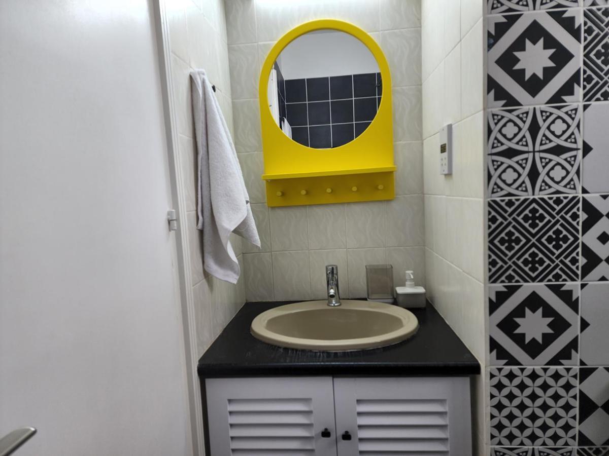 Frida'S Cozy Two Bedroom Apt ลาร์นาคา ภายนอก รูปภาพ